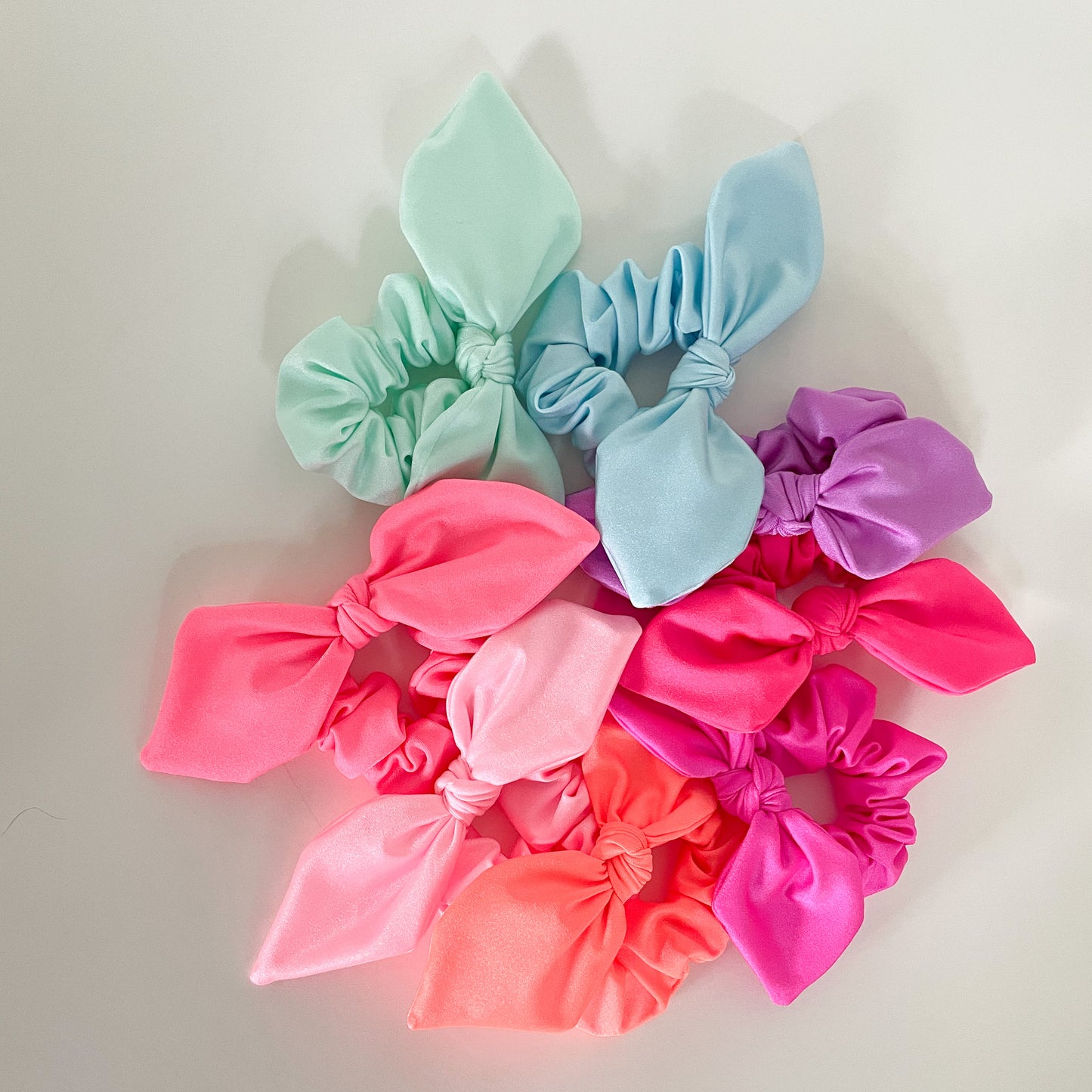 swim scrunchie (select from drop-down)